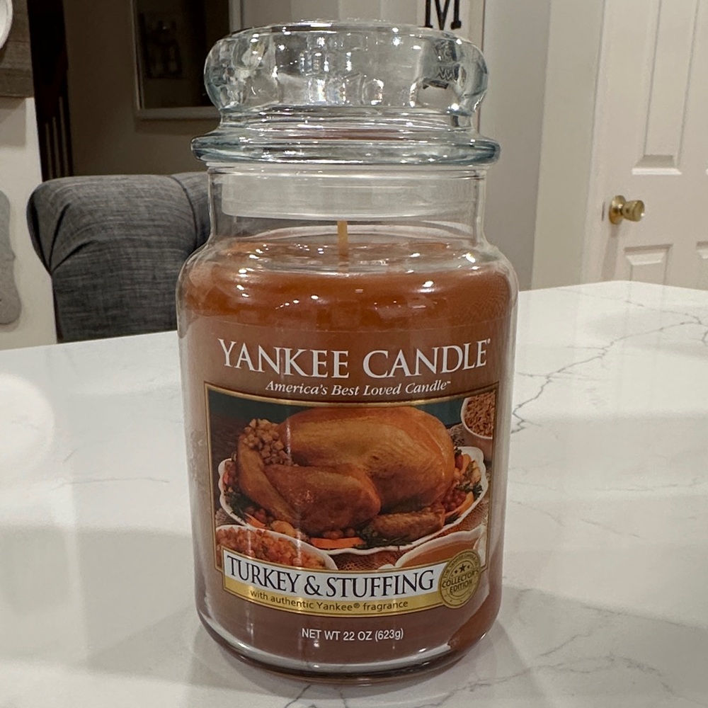 Vintage Yankee Candle Turkey & Stuffing 22oz. Jar Candle